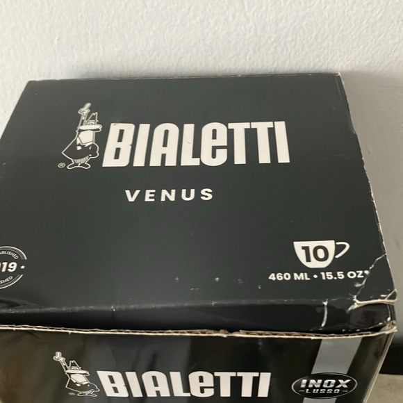 Bialetti Venus Stainless Steel Moka Pot - Picture 2 of 7